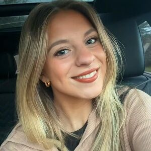 Meet your Posher, Tayla